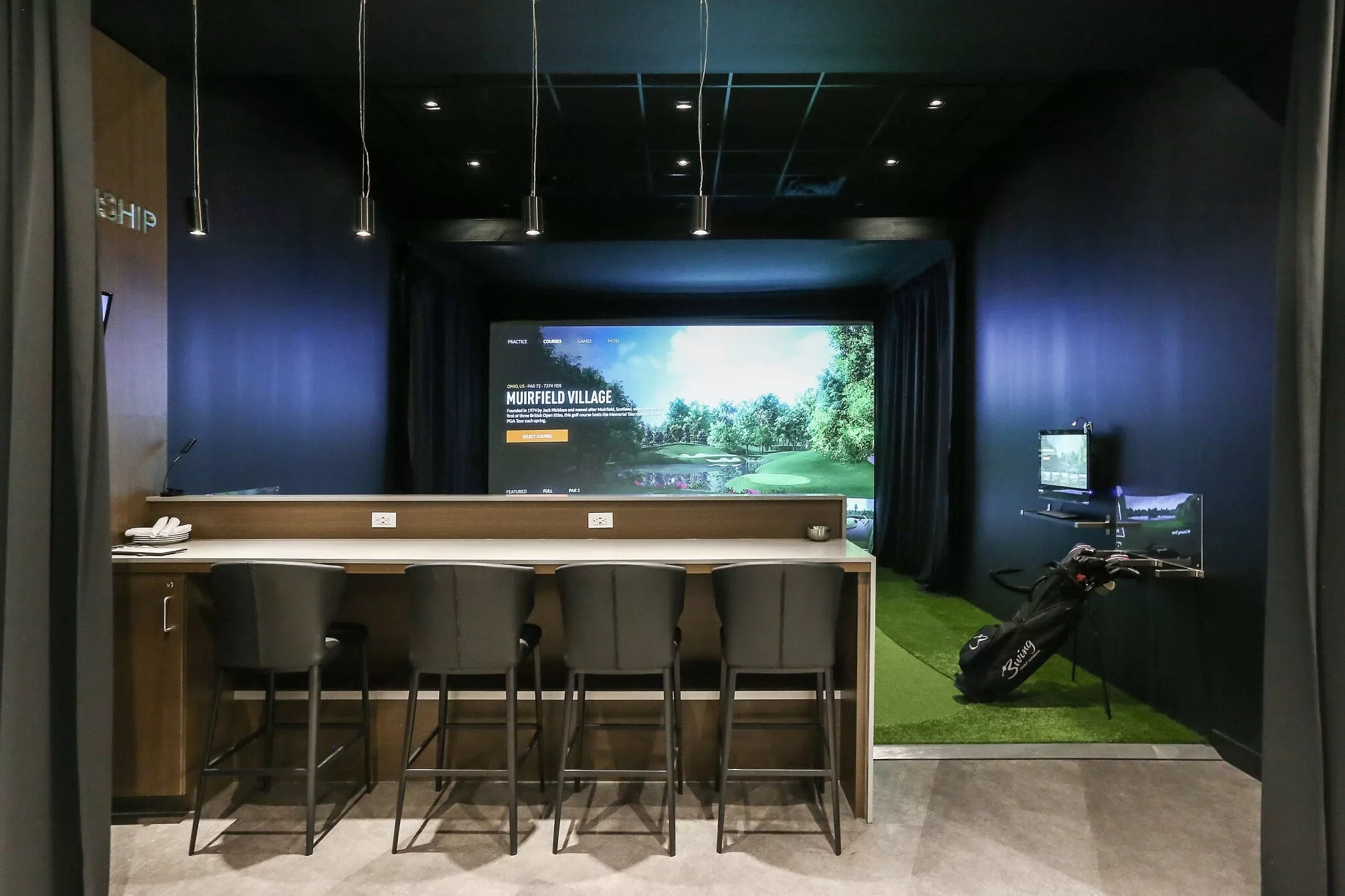 Swing-Golf-Lounge-virtual-golf-toronto-13 Swing-Golf-Lounge-virtual-golf-toronto-13
